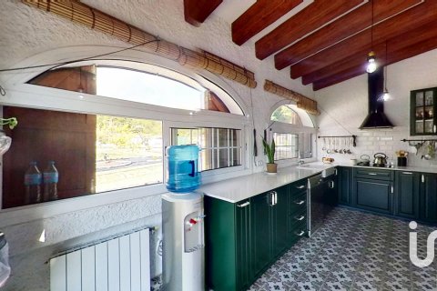 Dom w El Vendrell, Tarragona, Hiszpania 4 sypialnie, 277 mkw. nr 152948 – zdjęcie 21