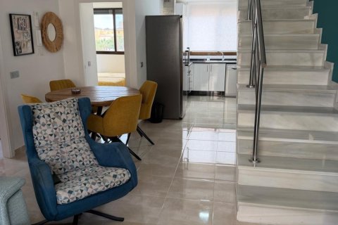 Penthouse for sale in Cabo Roig, Alicante, Spain 3 bedrooms, 83 sq.m. No. 168333 - photo 7