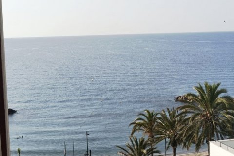 Appartamento a L'Ametlla de Mar, Tarragona, Spagna 3 camere da letto, 100 mq. N° 153347