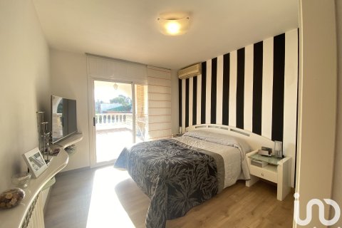 Dom w Rubi, Barcelona, Hiszpania 4 sypialnie, 210 mkw. nr 153348 – zdjęcie 22