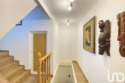 Dom w Rubi, Barcelona, Hiszpania 4 sypialnie, 210 mkw. nr 153348 – zdjęcie 27