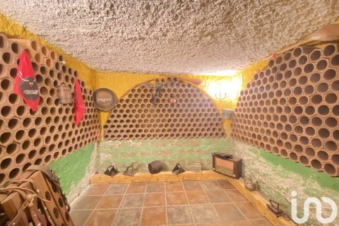 Dom w Rubi, Barcelona, Hiszpania 4 sypialnie, 210 mkw. nr 153348 – zdjęcie 30