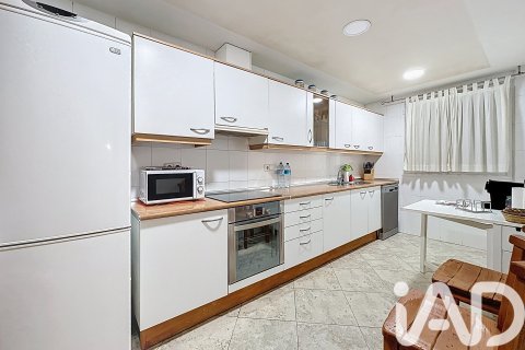 Huoneisto myytävänä Pollenca, Mallorca, Espanja, 3 makuuhuonetta, 120 m2 No. 173343 - kuva 3