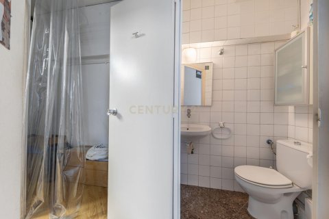 Retail store for sale in Barcelona, Spain 93 sq.m. No. 167162 - photo 20