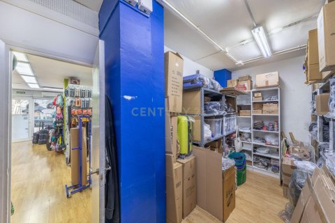 Retail store for sale in Barcelona, Spain 93 sq.m. No. 167162 - photo 10