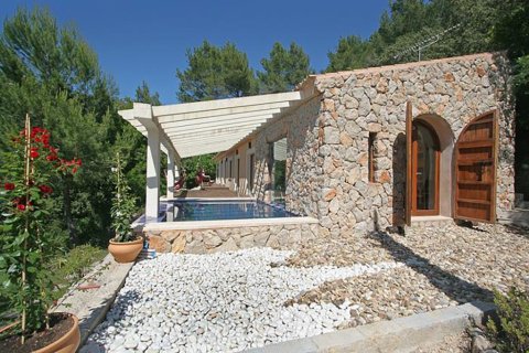 Villa zum Verkauf in Esporles, Mallorca, Spanien 3 Schlafzimmer, 220 m2 Nr. 147915 - Foto 2