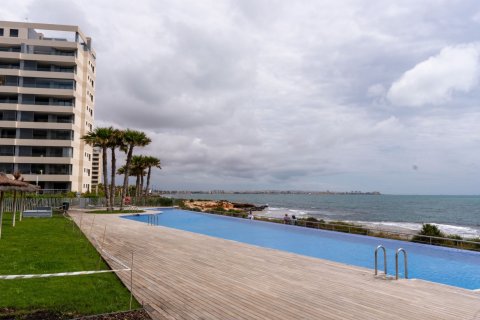 Lägenhet till salu i Torrevieja, Alicante, Spanien 98 kvm. Nr. 181656 - foto 28