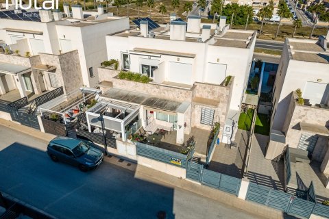 Dom w Torrevieja, Alicante, Hiszpania 96 mkw. nr 181658 – zdjęcie 3