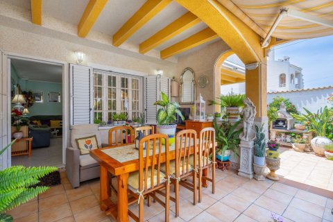 House in Torrevieja, Alicante, Spanien 244 m2 Nr. 181660