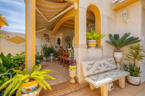 Сasa en venta en Torrevieja, Alicante, España 244 m2 No. 181660 - foto 2