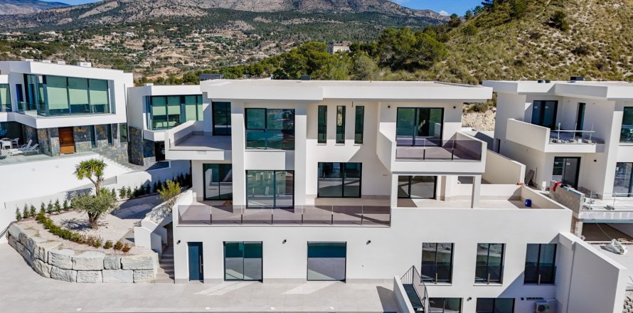 Villa i Benidorm, Alicante, Spanien 8 sovrum, 698 kvm. Nr. 180802