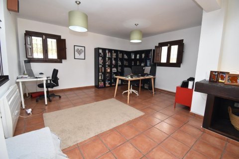 Продажа виллы в Санта-Пола, Аликанте, Испания 4 спальни, 406м2 №180801 - фото 21