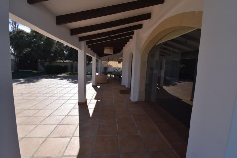 Продажа виллы в Санта-Пола, Аликанте, Испания 4 спальни, 406м2 №180801 - фото 28