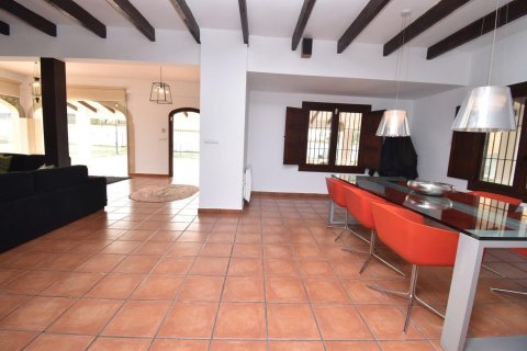 Продажа виллы в Санта-Пола, Аликанте, Испания 4 спальни, 406м2 №180801 - фото 12