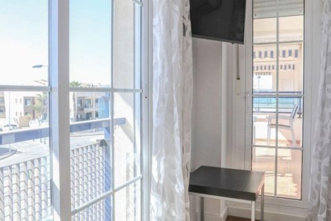 Apartamento en venta en Pilar de la Horadada, Alicante, España 2 dormitorios, 84 m2 No. 180999 - foto 3