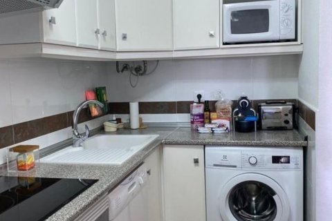 Apartamento en venta en Pilar de la Horadada, Alicante, España 2 dormitorios, 84 m2 No. 180999 - foto 11