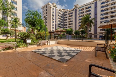 Apartamento en venta en Alicante, España 3 dormitorios, 122 m2 No. 181000 - foto 20