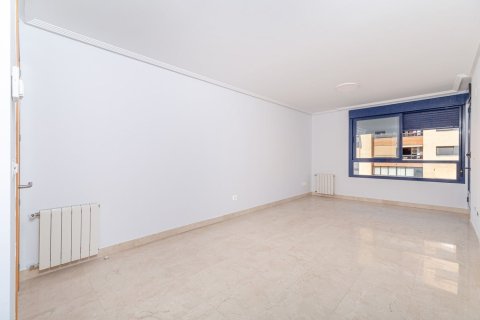 Apartamento en venta en Alicante, España 3 dormitorios, 122 m2 No. 181000 - foto 6