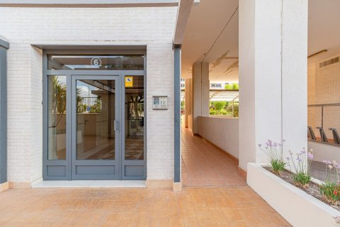 Apartamento en venta en Alicante, España 3 dormitorios, 122 m2 No. 181000 - foto 24