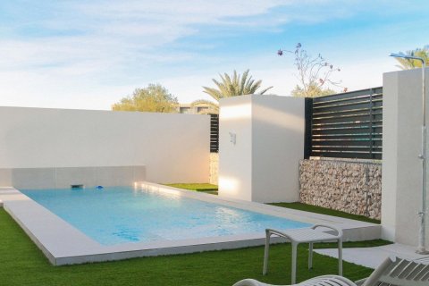 Villa till salu i Alicante, Spanien 3 sovrum, 204 kvm. Nr. 181002 - foto 3