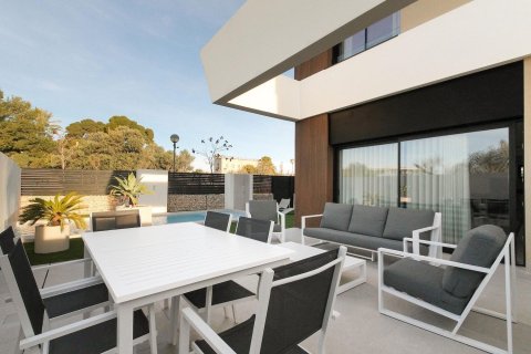 Villa till salu i Alicante, Spanien 3 sovrum, 204 kvm. Nr. 181002 - foto 6