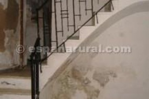 Casa adosada en venta en Zújar, Granada, España 4 dormitorios, No. 184191 - foto 2