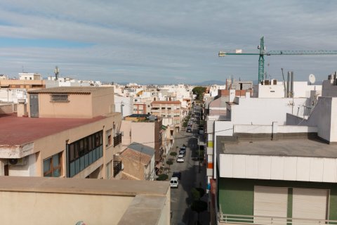 Apartment for sale in Guardamar del Segura, Alicante, Spain 1 bedroom, No. 184527 - photo 13