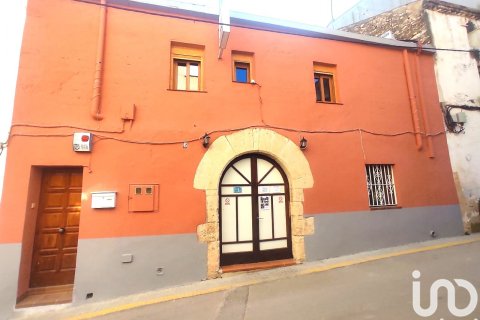 Kaupunkipientalo Llorenc Del Penedes, Tarragona, Espanja 4 makuuhuonetta, 270 m2 No. 153700