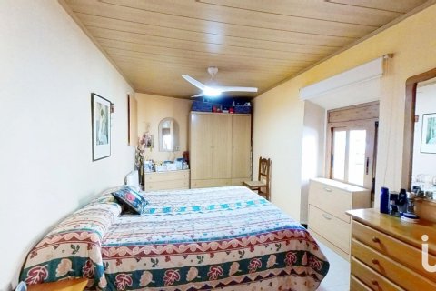 Casa adosada en venta en Llorenc Del Penedes, Tarragona, España 4 dormitorios, 270 m2 No. 153700 - foto 12