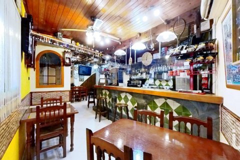 Casa adosada en venta en Llorenc Del Penedes, Tarragona, España 4 dormitorios, 270 m2 No. 153700 - foto 23