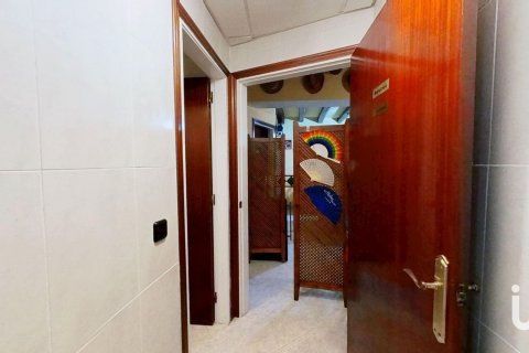 Casa adosada en venta en Llorenc Del Penedes, Tarragona, España 4 dormitorios, 270 m2 No. 153700 - foto 8