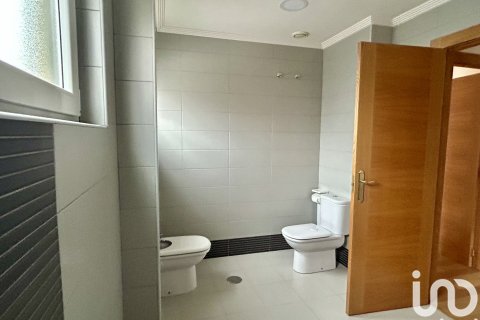 Talo myytävänä Valverde de la Virgen, Leon, Espanja, 4 makuuhuonetta, 258 m2 No. 153696 - kuva 21