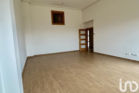 Talo myytävänä Valverde de la Virgen, Leon, Espanja, 4 makuuhuonetta, 258 m2 No. 153696 - kuva 6