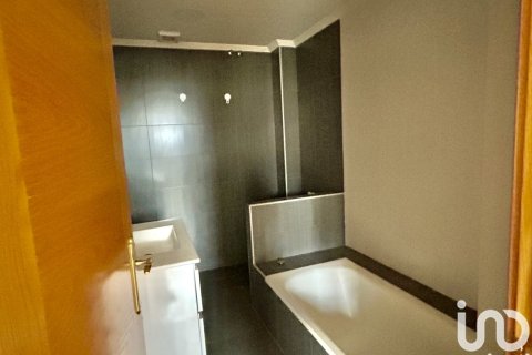 Talo myytävänä Valverde de la Virgen, Leon, Espanja, 4 makuuhuonetta, 258 m2 No. 153696 - kuva 16