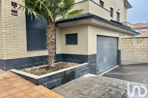 Talo myytävänä Valverde de la Virgen, Leon, Espanja, 4 makuuhuonetta, 258 m2 No. 153696 - kuva 27