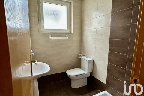 Talo myytävänä Valverde de la Virgen, Leon, Espanja, 4 makuuhuonetta, 258 m2 No. 153696 - kuva 11