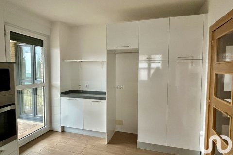 Talo myytävänä Valverde de la Virgen, Leon, Espanja, 4 makuuhuonetta, 258 m2 No. 153696 - kuva 4