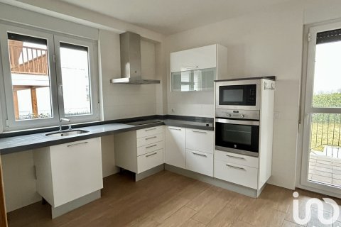 Дом в Вальверде де ла Вирхен, Леон, Испания 4 спальни, 258м2 №153696