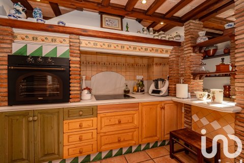 Talo myytävänä Rincon de la Victoria, Malaga, Espanja, 6 makuuhuonetta, 244 m2 No. 153695 - kuva 8