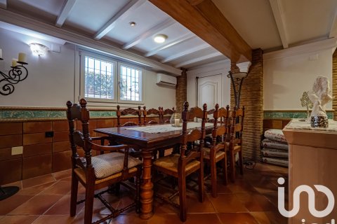 Talo myytävänä Rincon de la Victoria, Malaga, Espanja, 6 makuuhuonetta, 244 m2 No. 153695 - kuva 13