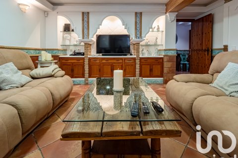 Talo myytävänä Rincon de la Victoria, Malaga, Espanja, 6 makuuhuonetta, 244 m2 No. 153695 - kuva 14