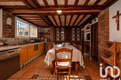 Talo myytävänä Rincon de la Victoria, Malaga, Espanja, 6 makuuhuonetta, 244 m2 No. 153695 - kuva 4