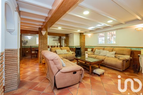 Talo myytävänä Rincon de la Victoria, Malaga, Espanja, 6 makuuhuonetta, 244 m2 No. 153695 - kuva 5