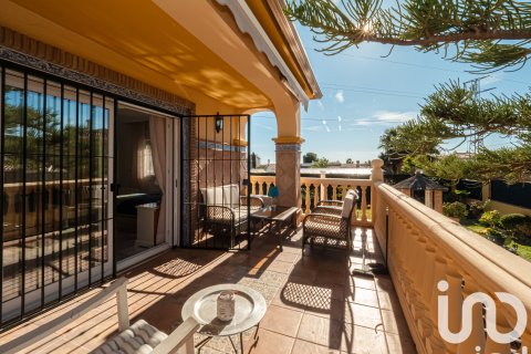 Talo myytävänä Rincon de la Victoria, Malaga, Espanja, 6 makuuhuonetta, 244 m2 No. 153695 - kuva 17