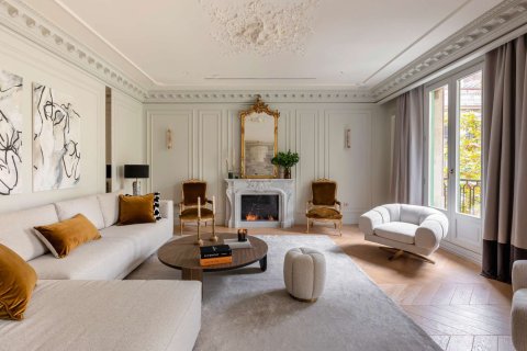 Apartament w L'Eixample, Barcelona, Hiszpania 4 sypialnie, 201 mkw. nr 171972 – zdjęcie 2