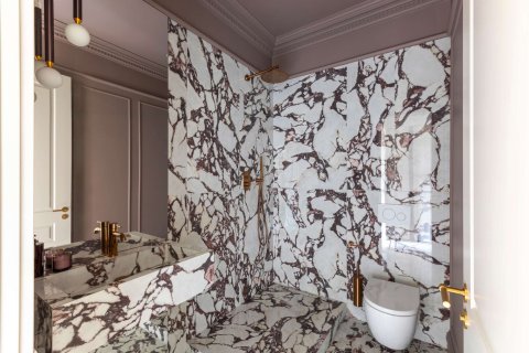 Apartament w L'Eixample, Barcelona, Hiszpania 4 sypialnie, 201 mkw. nr 171972 – zdjęcie 23