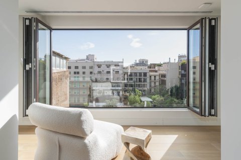 Apartamento en venta en Barcelona, España 4 dormitorios, 273 m2 No. 150804 - foto 8