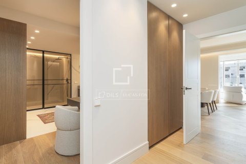 Apartamento en venta en Barcelona, España 4 dormitorios, 273 m2 No. 150804 - foto 24