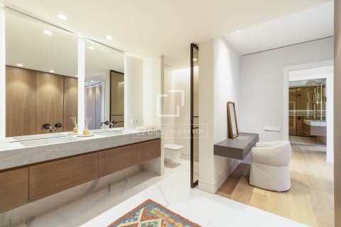 Apartamento en venta en Barcelona, España 4 dormitorios, 273 m2 No. 150804 - foto 28