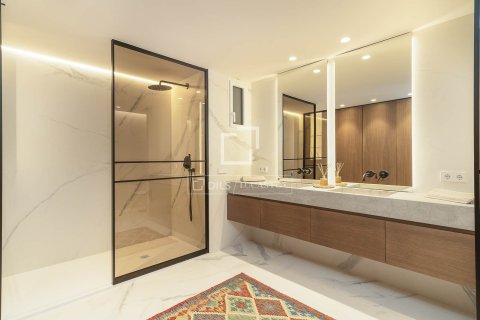 Apartamento en venta en Barcelona, España 4 dormitorios, 273 m2 No. 150804 - foto 27